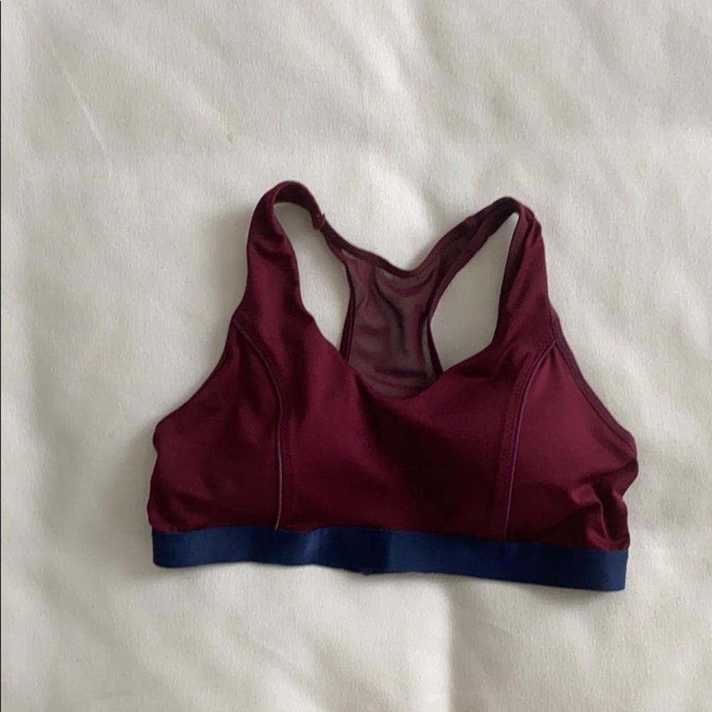 Sports bra